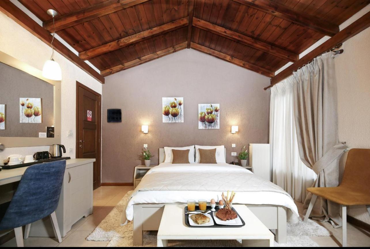 Asimina Guesthouse, Eptalofos Parnassos ภายนอก รูปภาพ
