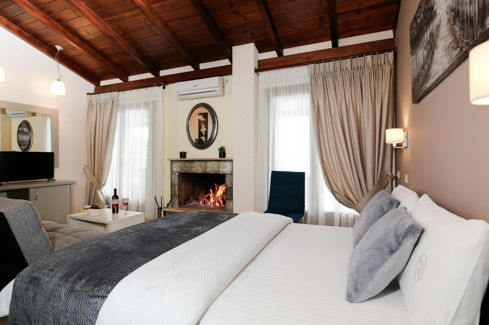Asimina Guesthouse, Eptalofos Parnassos ภายนอก รูปภาพ